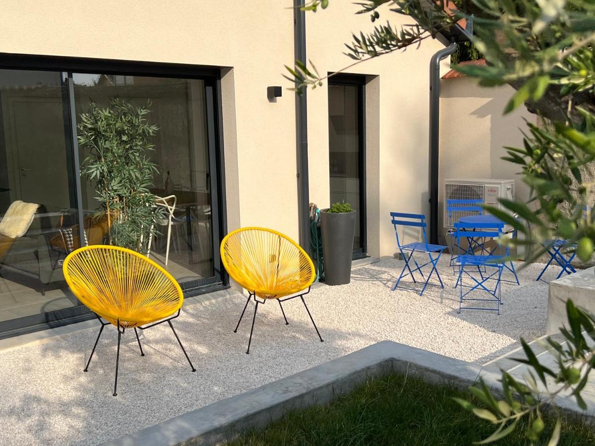 Villa Gaia - 2 Suites Lits King Size Et Salles De Bain Privatives - Parking Prive - 10 Minutes Eurexpo - Aeroport - Groupama Stadium Genas Eksteriør billede